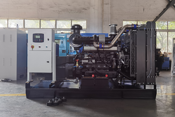 100千瓦柴油發(fā)電機組.jpg 100千瓦柴油發(fā)電機組.jpg